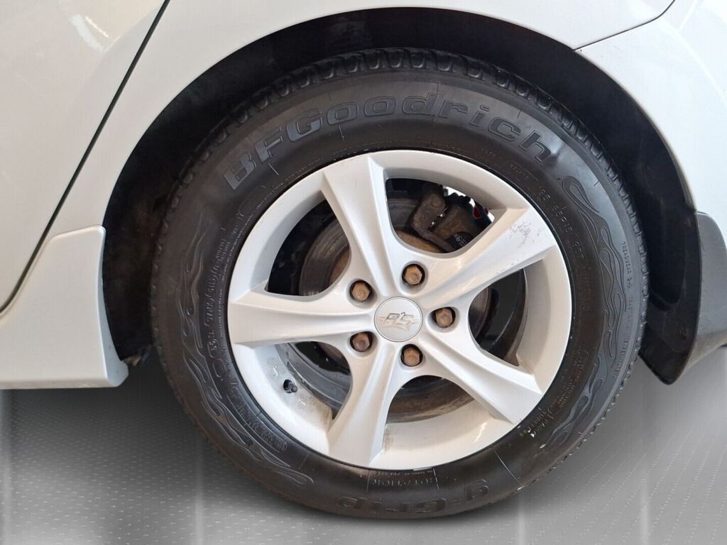 Hyundai i30 2012 Hopea
