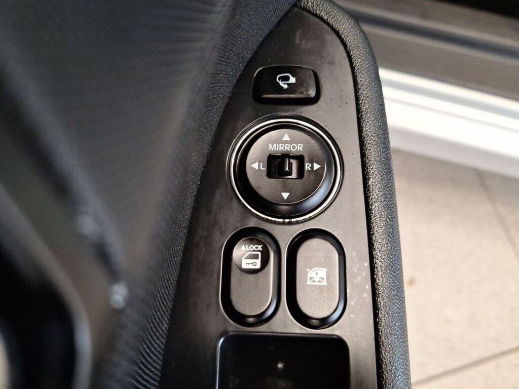 Hyundai i30 2012 Hopea