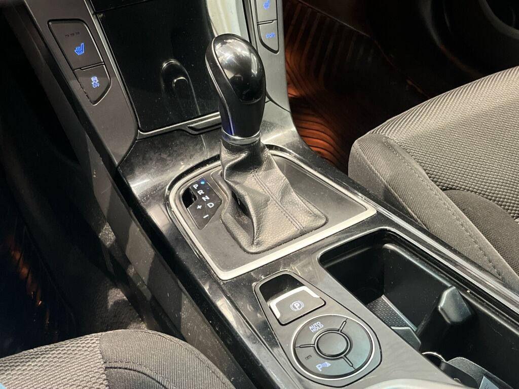 Hyundai i40 2012 Hopea