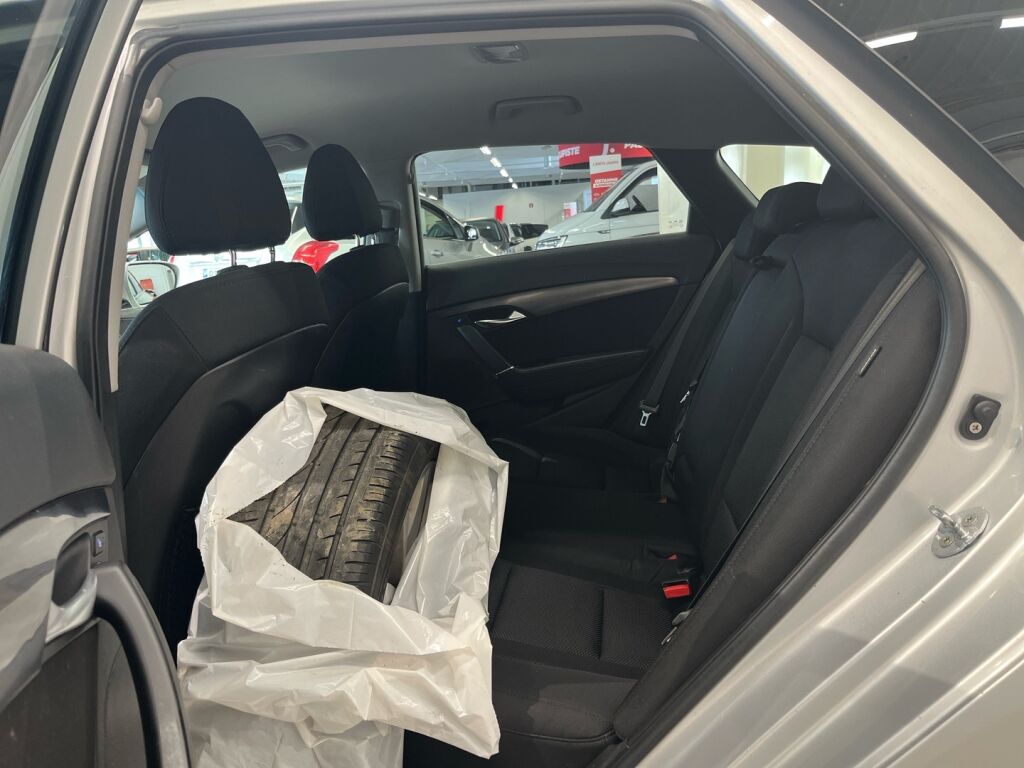 Hyundai i40 2012 Hopea