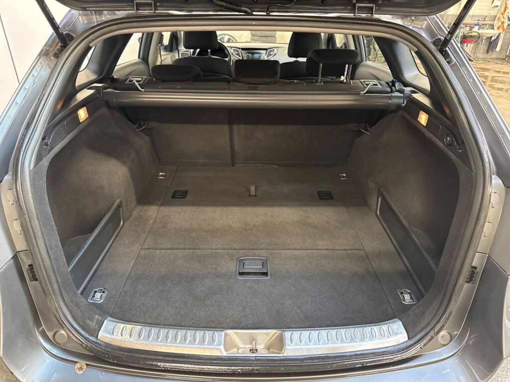 Hyundai i40 2012 Harmaa