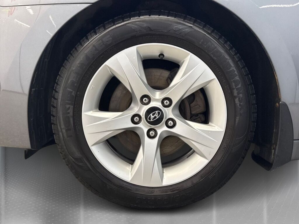 Hyundai i40 2012 Harmaa
