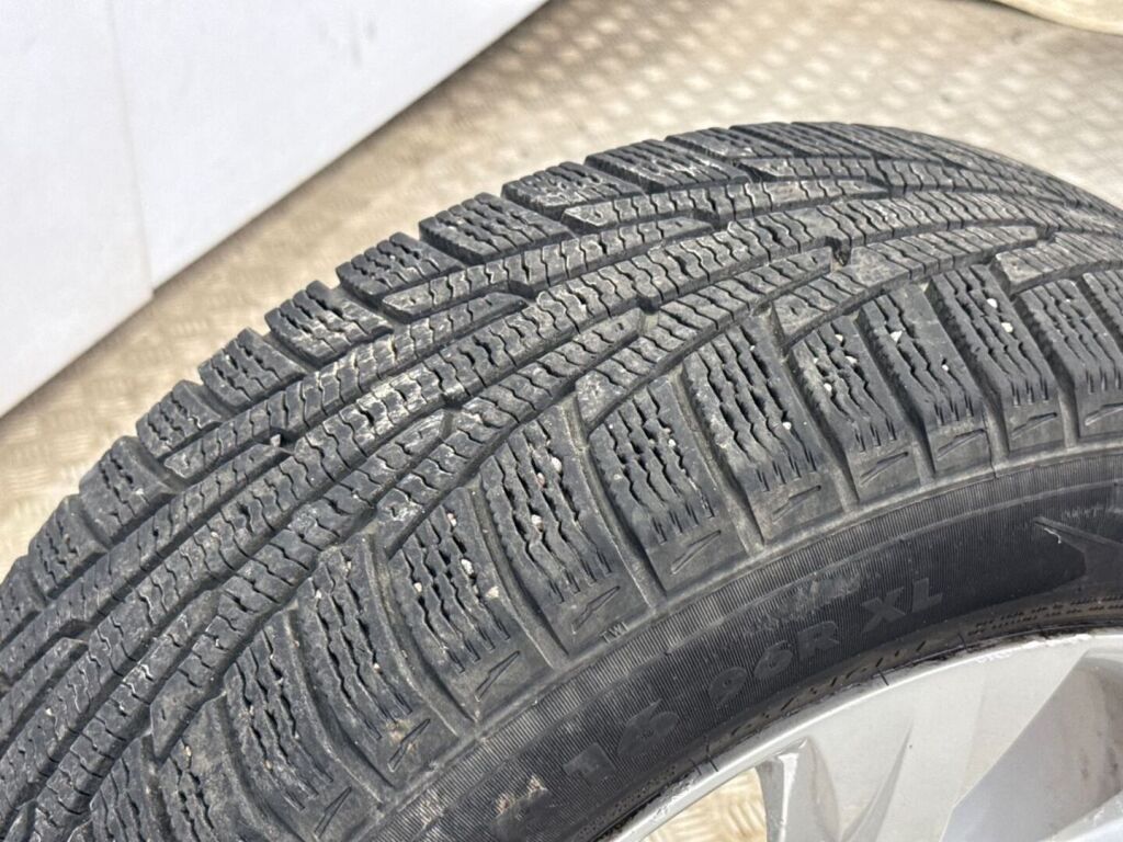 Hyundai i40 2012 Harmaa