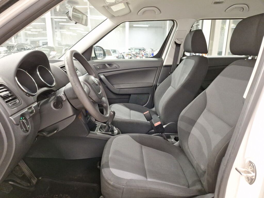 Skoda Yeti 2011 Valkoinen