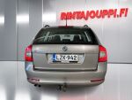 Skoda Octavia 2011 Ruskea (beige)
