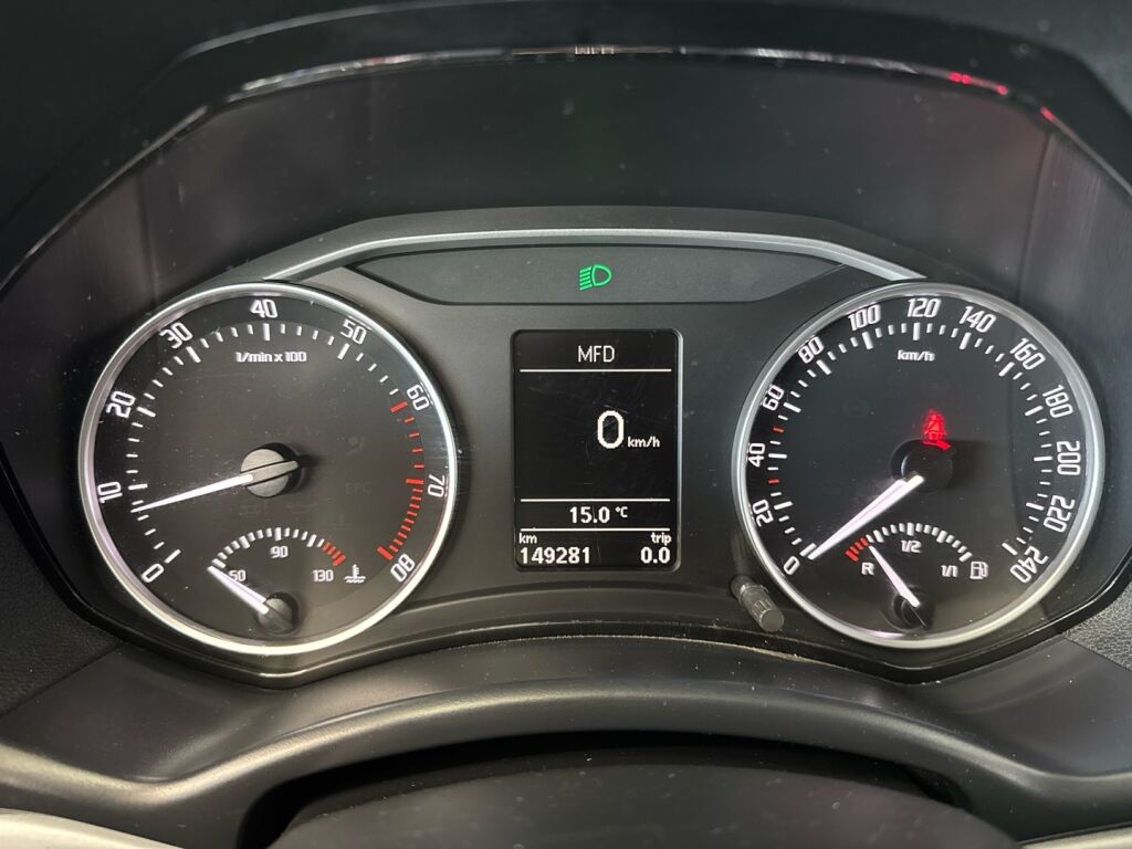 Skoda Octavia 2011 Ruskea (beige)