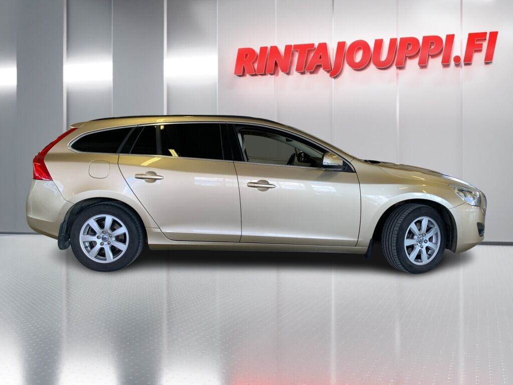 Volvo V60 2011 Ruskea (beige)