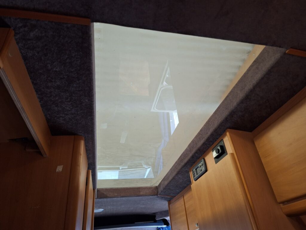 Casa car R-J Car 2012 Harmaa