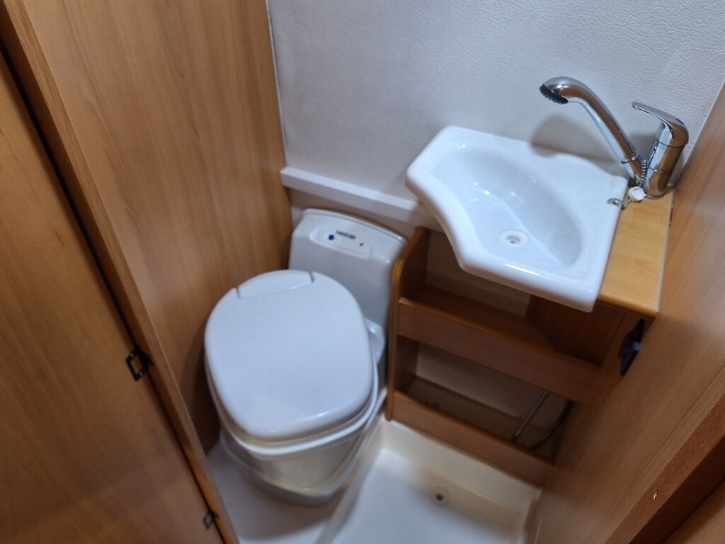 Casa car R-J Car 2012 Harmaa