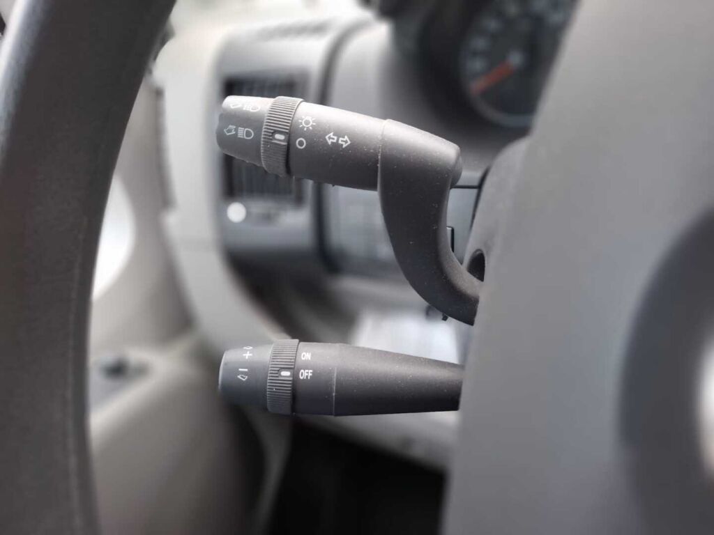 Adria Coral Plus 680 ST 2011 Valkoinen