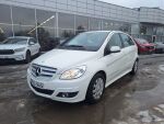 Mercedes-Benz B 2011 Valkoinen