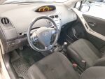 Toyota Yaris 2011 Hopea