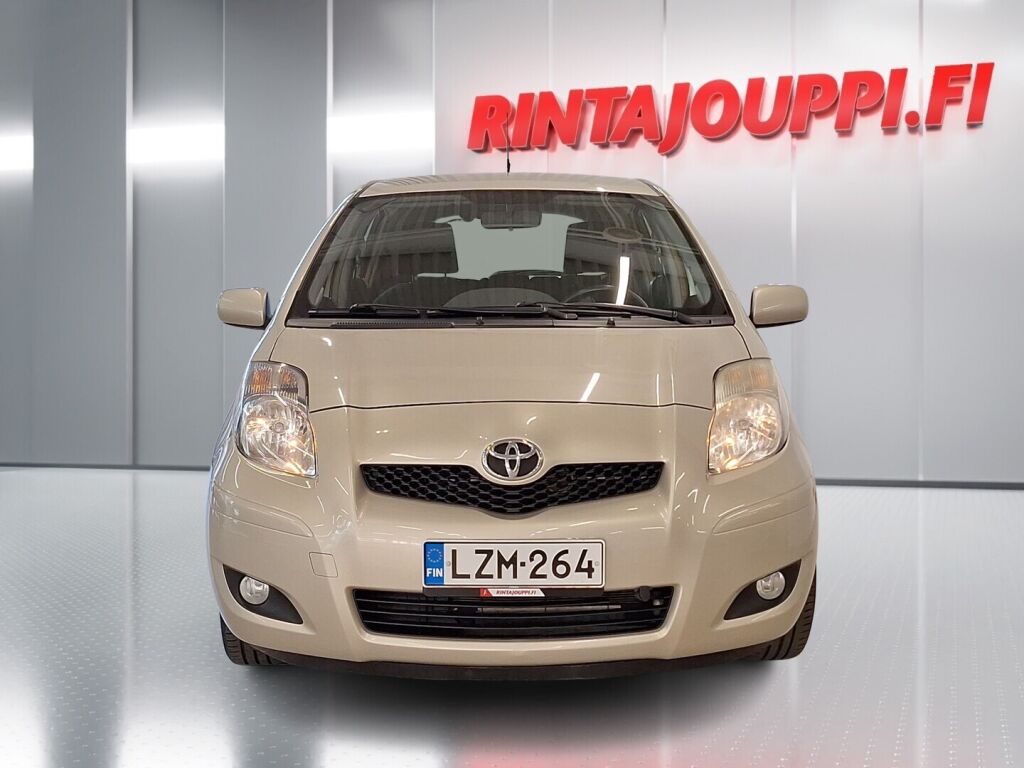 Toyota Yaris 2011 Hopea