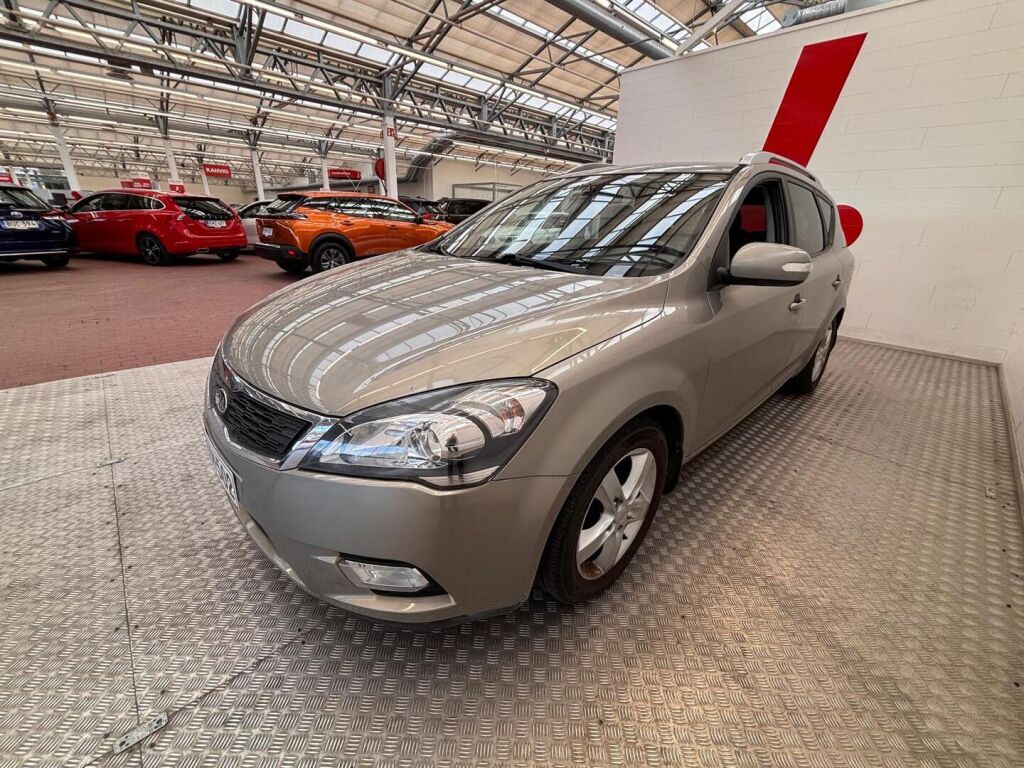 Kia Ceed 2011 Hopea