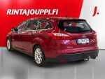 Ford Focus 2011 Punainen