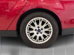Ford Focus 2011 Punainen