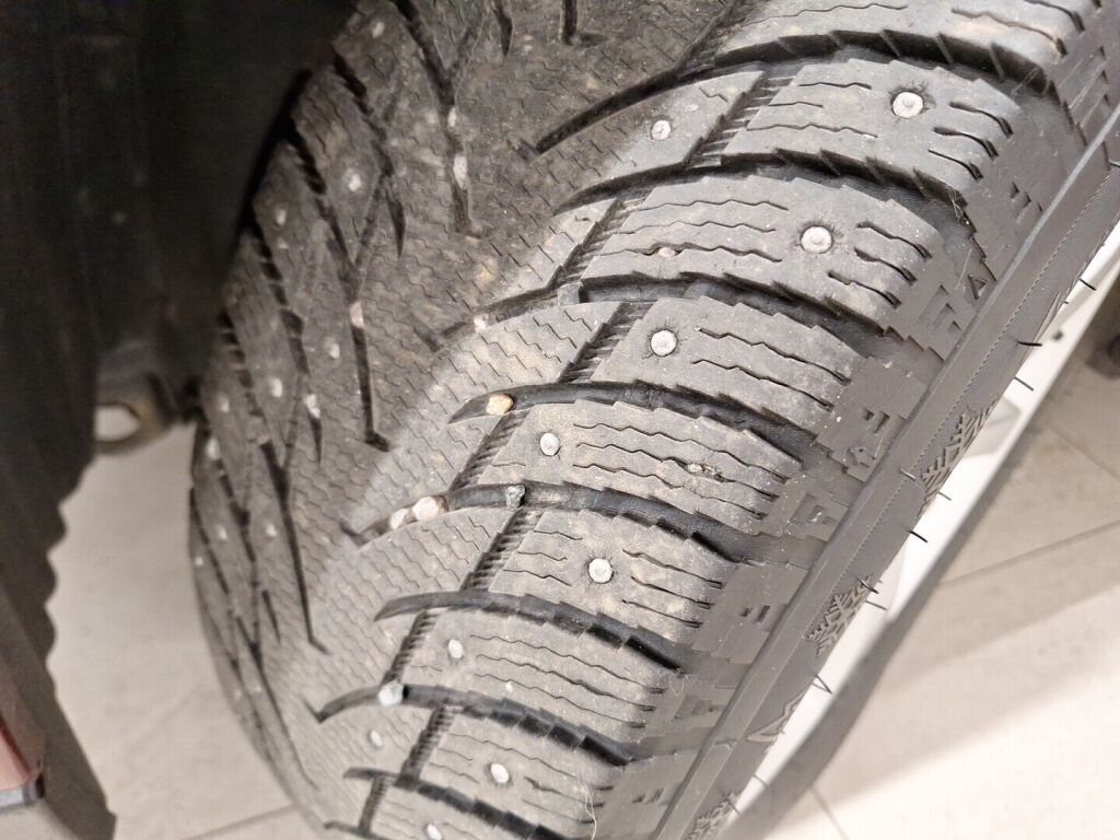 Subaru Outback 2011 Punainen