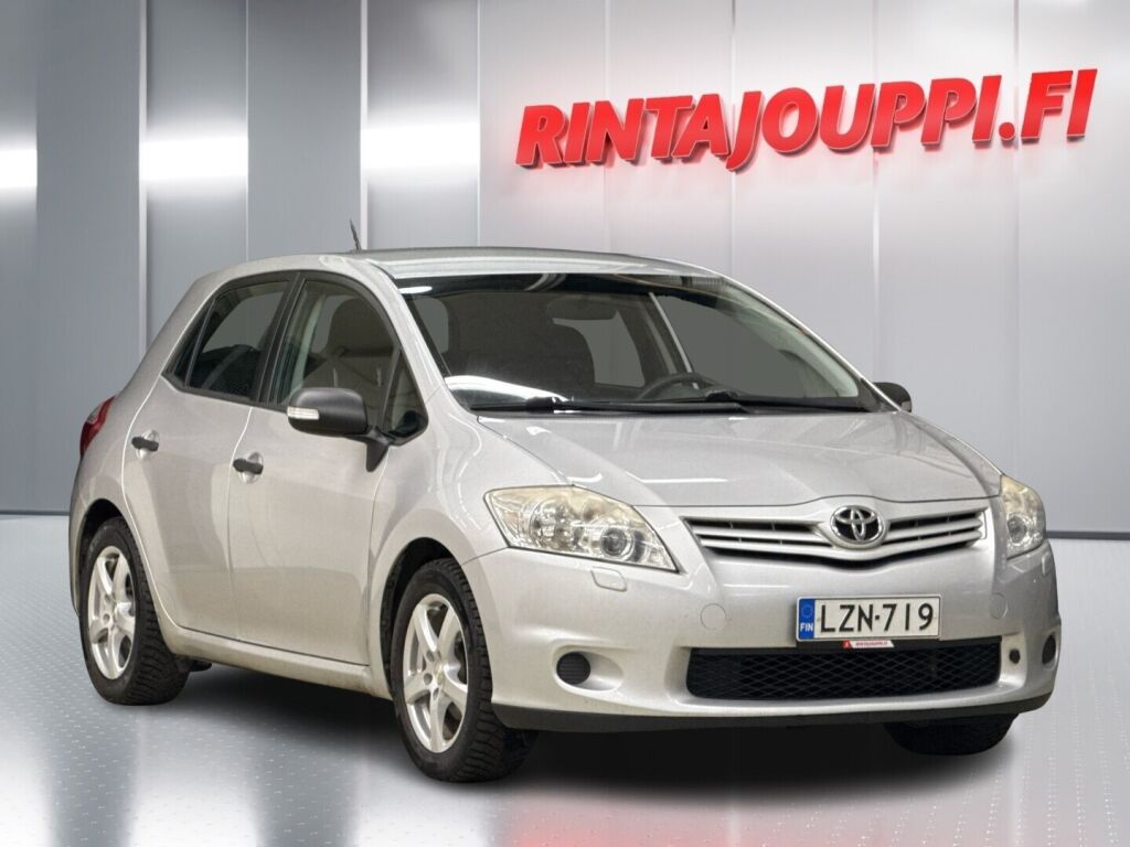 Toyota Auris 2011 Hopea