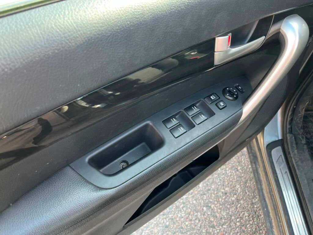 Kia Sorento 2012 Harmaa