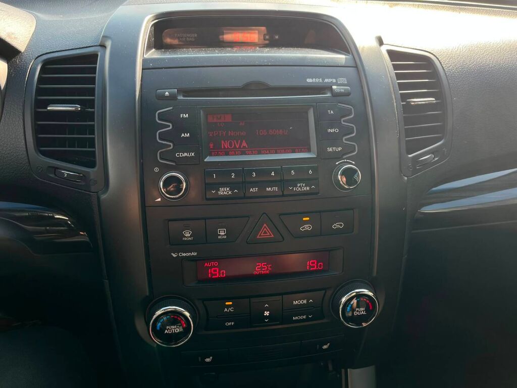 Kia Sorento 2012 Harmaa