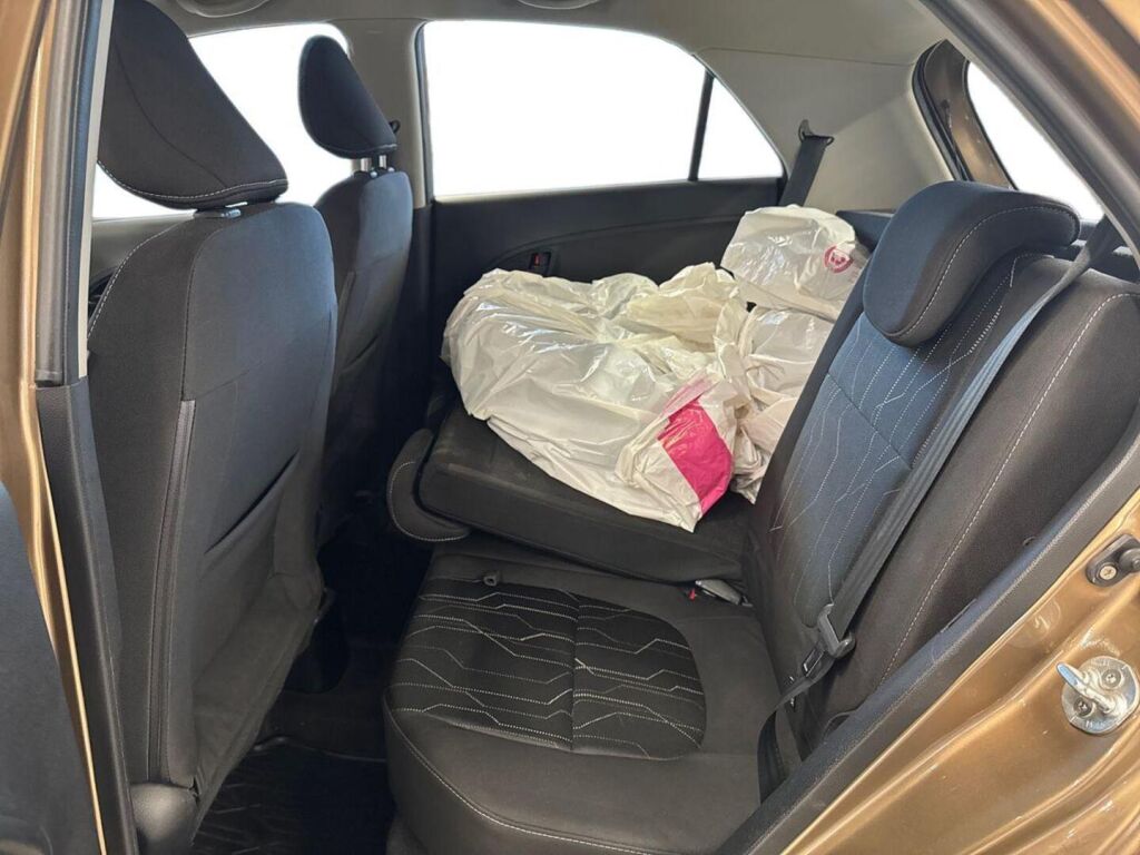 Kia Picanto 2012 Metallinhohto Ruskea (beige)