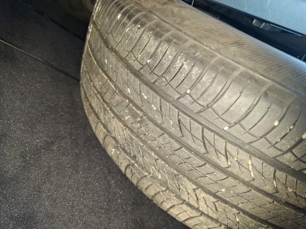 Mercedes-Benz E 2008 Harmaa