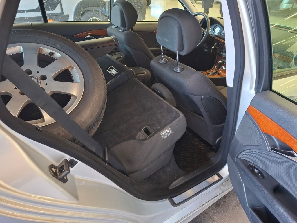 Mercedes-Benz E 2008 Harmaa