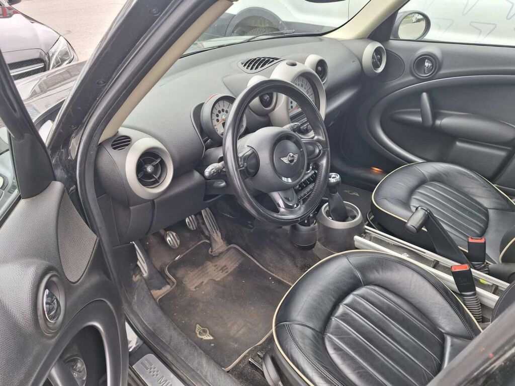 Mini Cooper S 2011 Musta