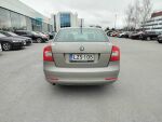 Skoda Octavia 2011 Ruskea (beige)