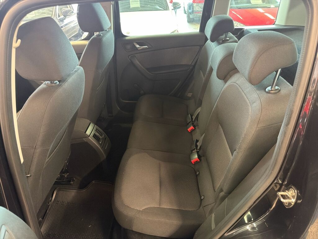 Skoda Yeti 2012 Musta