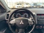 Mitsubishi Outlander 2011 Musta