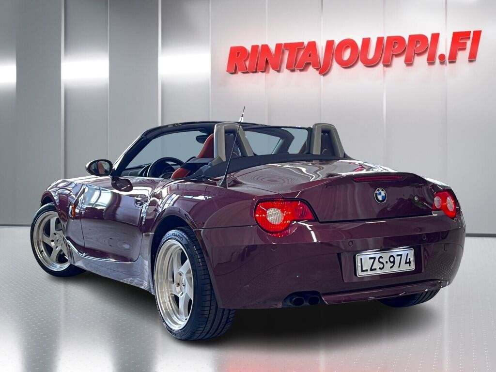 BMW Z4 2003 Punainen