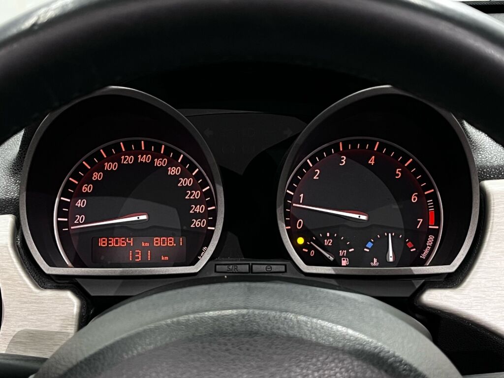 BMW Z4 2003 Punainen