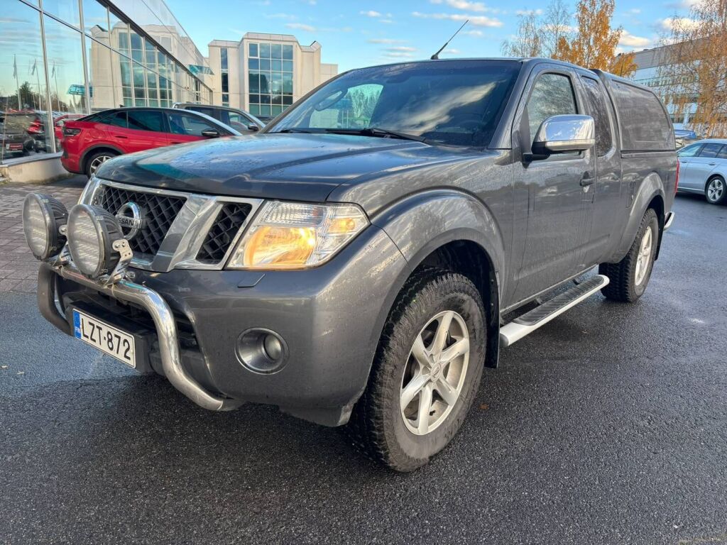 Nissan Navara 2011 Harmaa
