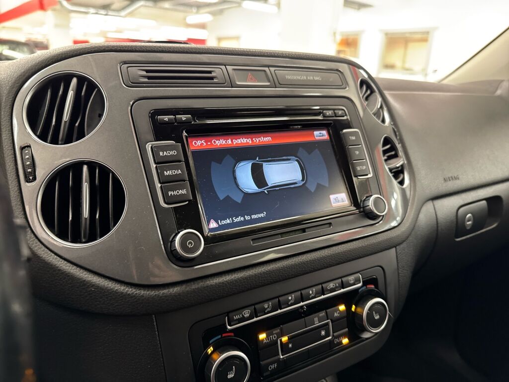 Volkswagen Tiguan 2012 Ruskea (beige)