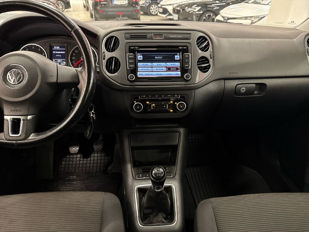 Volkswagen Tiguan 2012 Ruskea (beige)