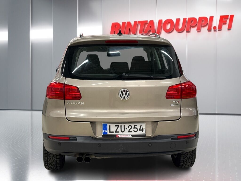 Volkswagen Tiguan 2012 Ruskea (beige)