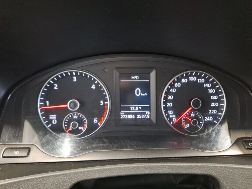 Volkswagen Caravelle 2012 Harmaa