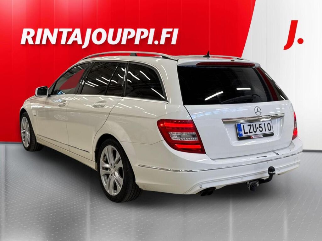 Mercedes-Benz C 2012 Valkoinen