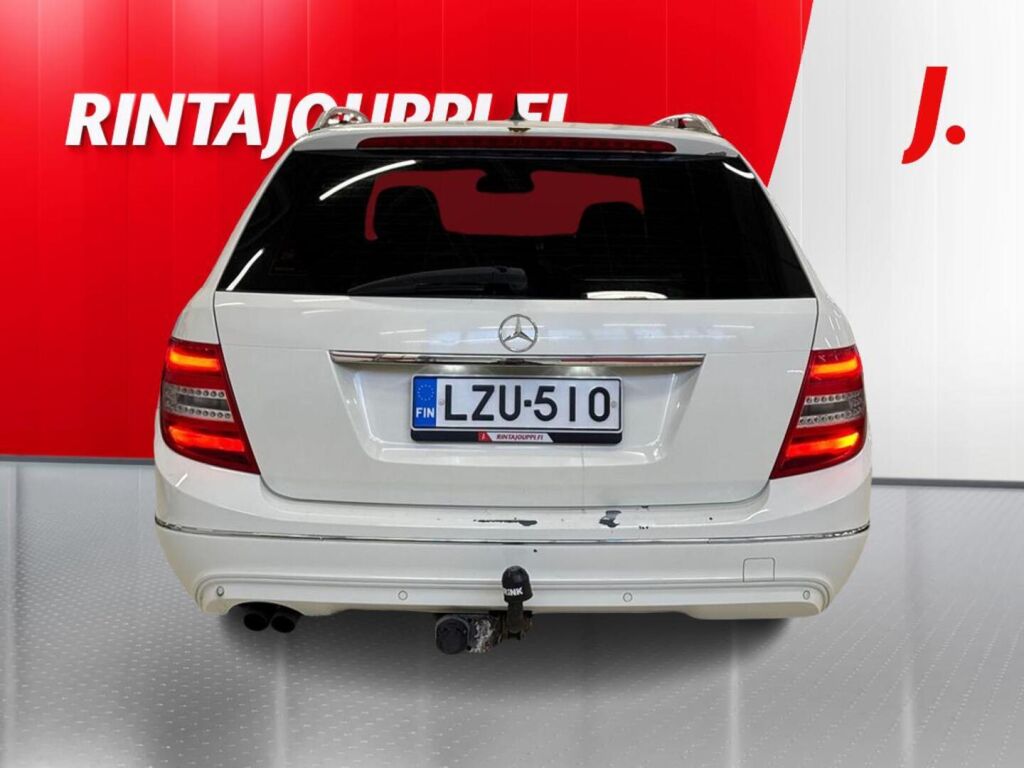 Mercedes-Benz C 2012 Valkoinen