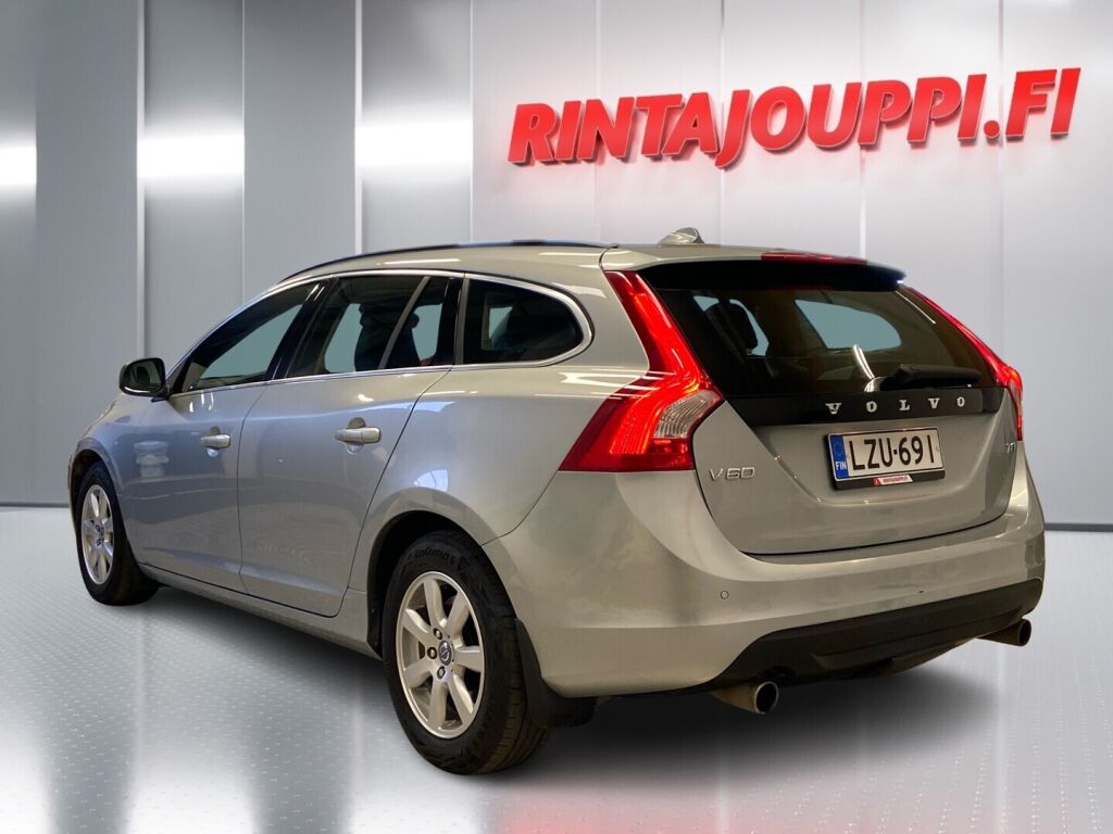 Volvo V60 2012 Harmaa