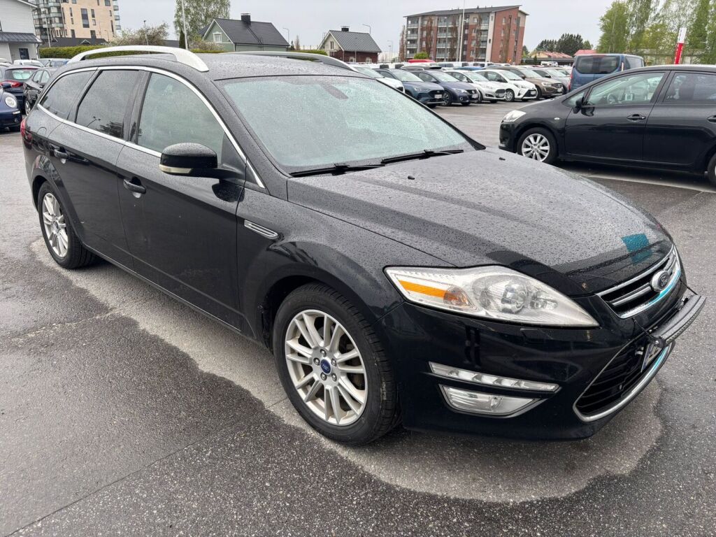 Ford Mondeo 2012 Musta