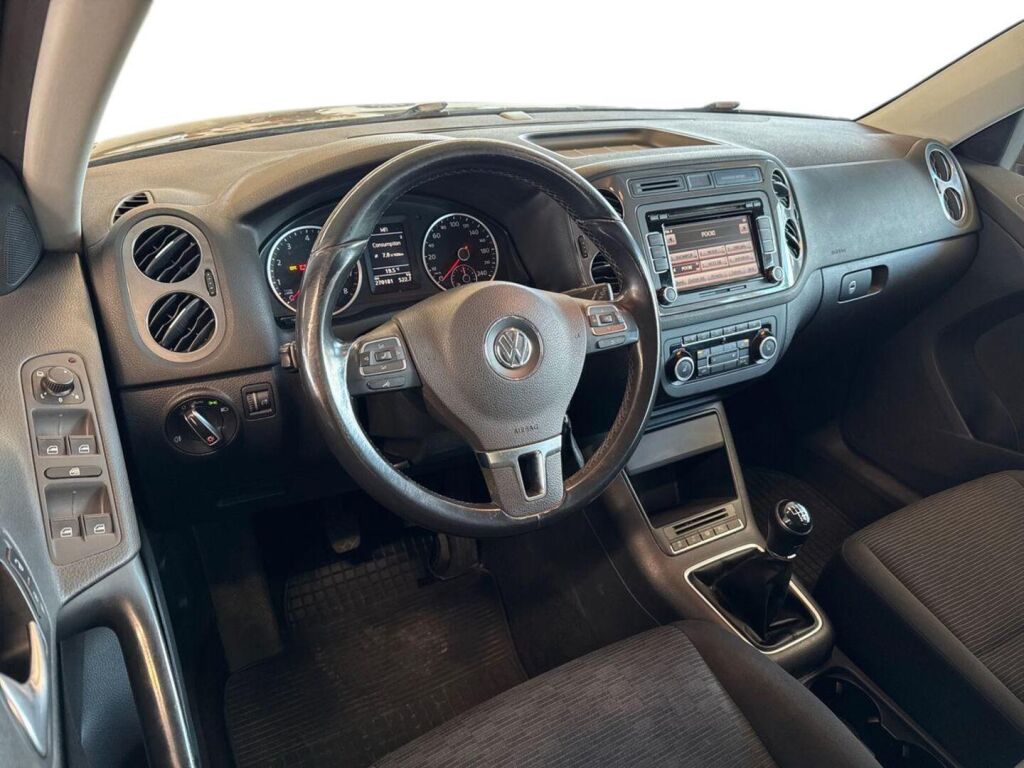 Volkswagen Tiguan 2012 Ruskea (beige)