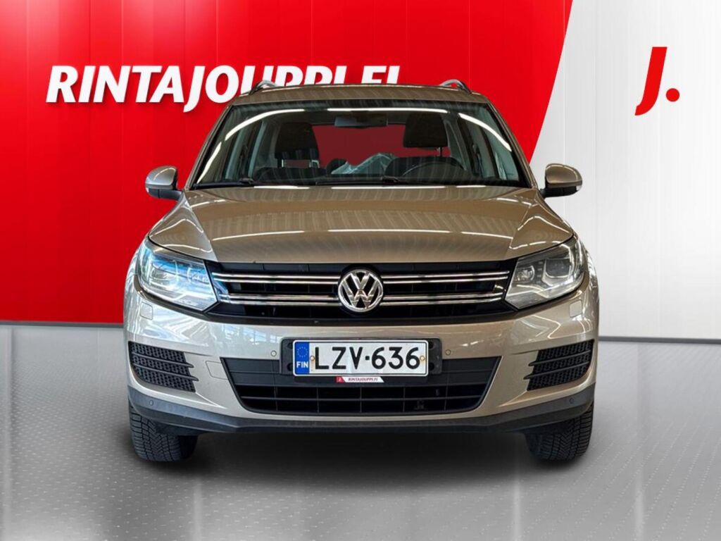 Volkswagen Tiguan 2012 Ruskea (beige)