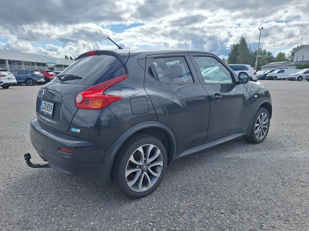 Nissan Juke 2012 Musta
