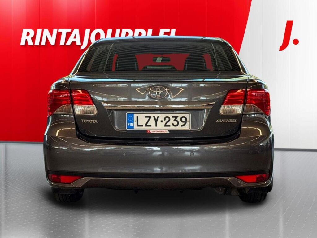 Toyota Avensis 2012 Harmaa