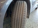 Toyota Avensis 2012 Harmaa