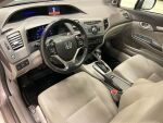 Honda Civic 2012 Ruskea (beige)