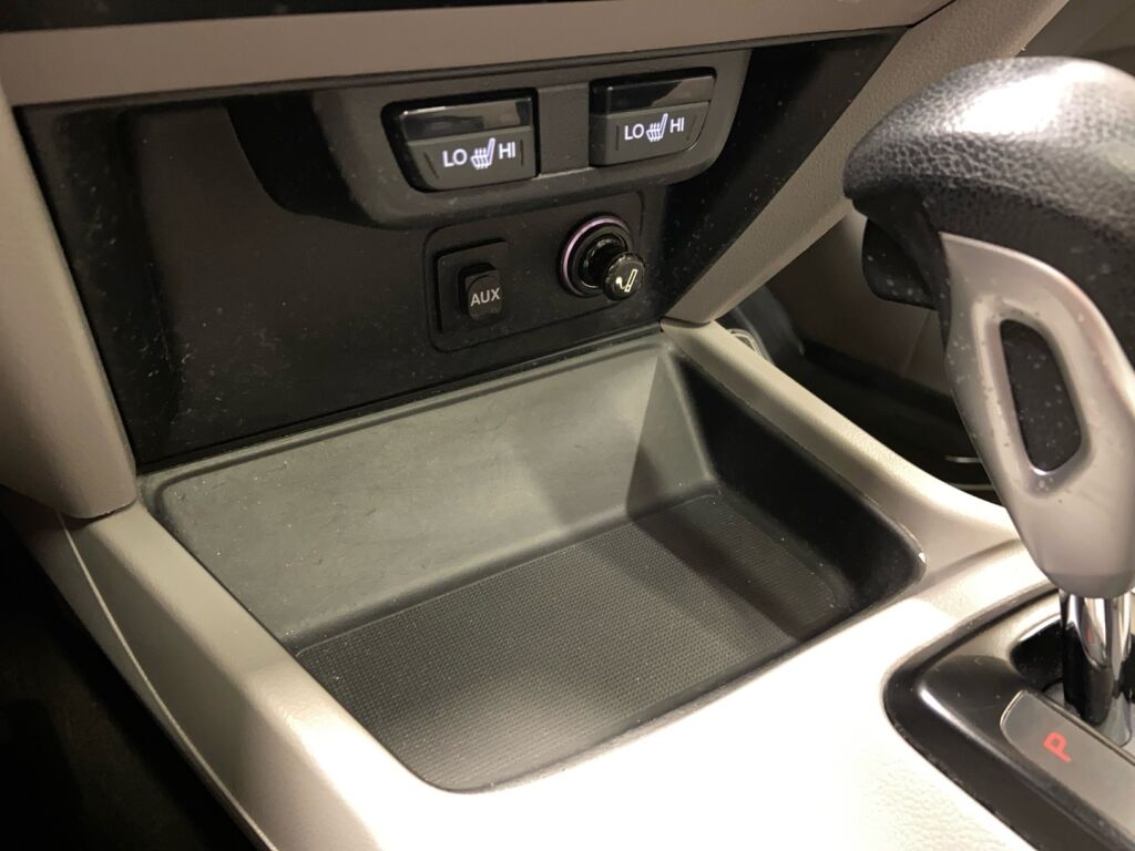 Honda Civic 2012 Ruskea (beige)