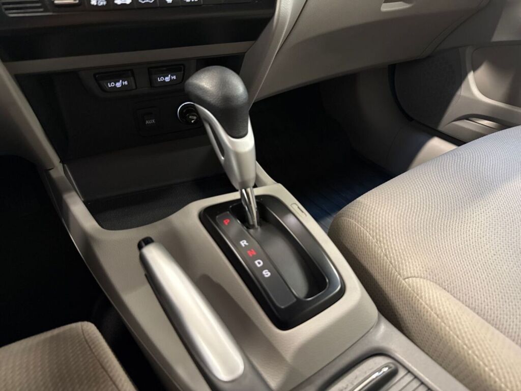 Honda Civic 2012 Harmaa